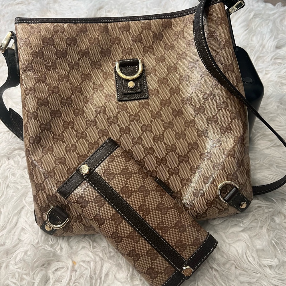 Gucci - wallet and cross body BOTH stylish patent leather monogram bag!
